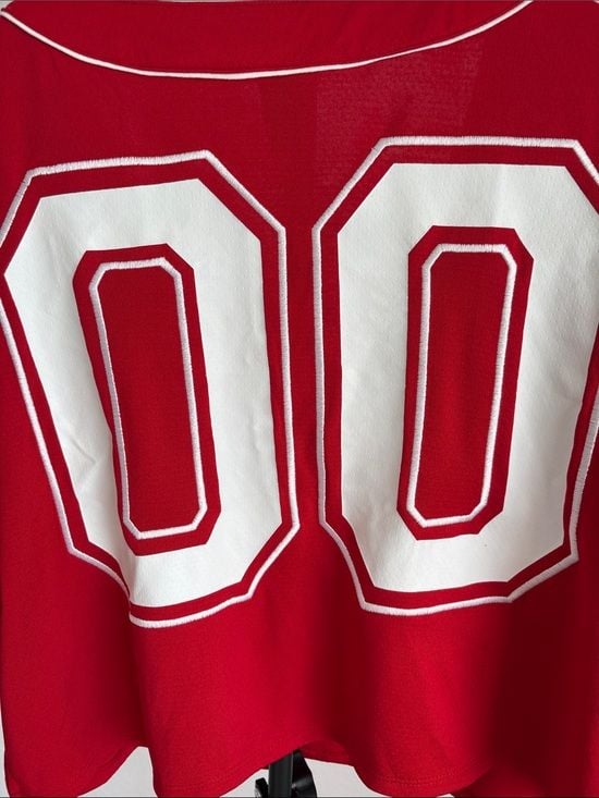 wild fable Red GAME DAY Cropped Baseball Jersey M 10
