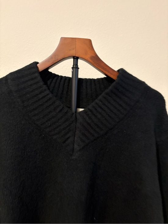 a new day Black V-Neck Ribbed Trim Sweater L 5