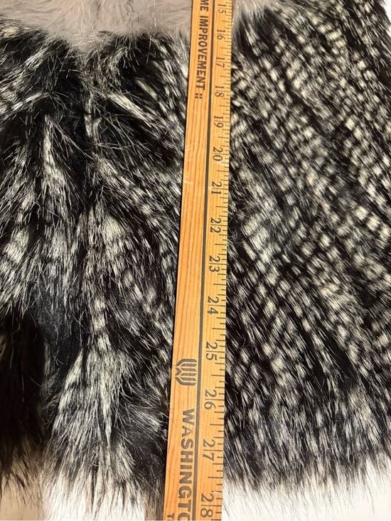 Yair’s Two-Tone Faux Fur Vest in Taupe and Black - Women's Sleeveless Coat M 10