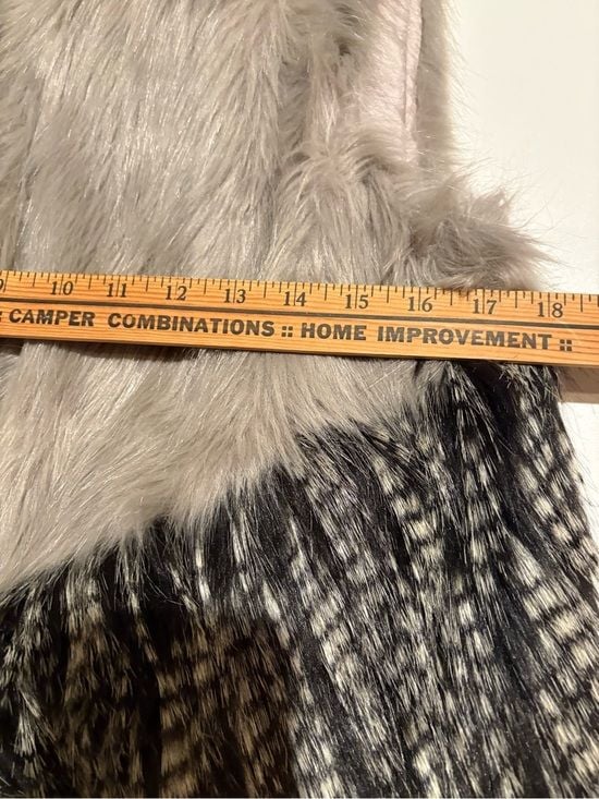 Yair’s Two-Tone Faux Fur Vest in Taupe and Black - Women's Sleeveless Coat M 12