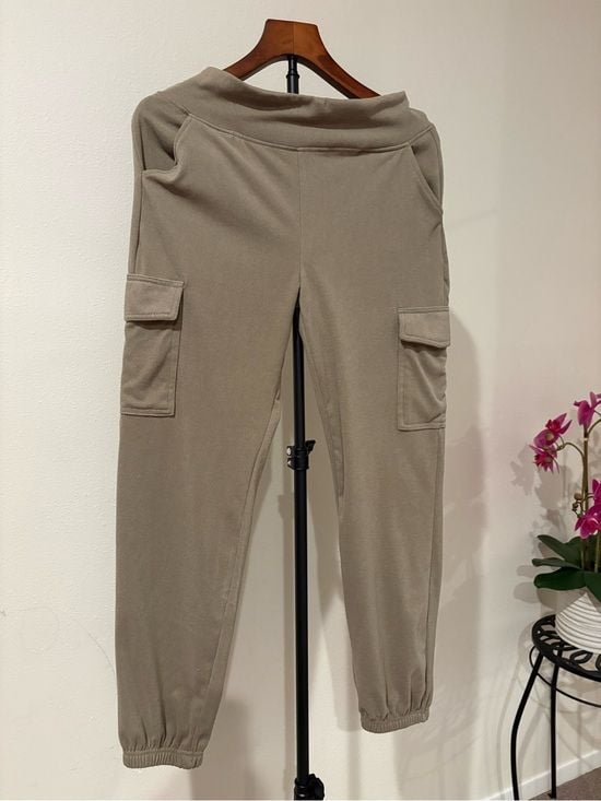a new day women’s Taupe Cargo Jogger Pants M 4