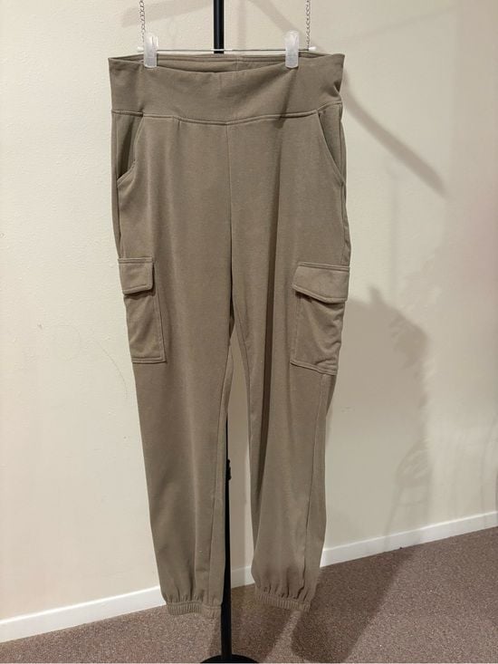 a new day women’s Taupe Cargo Jogger Pants M 7