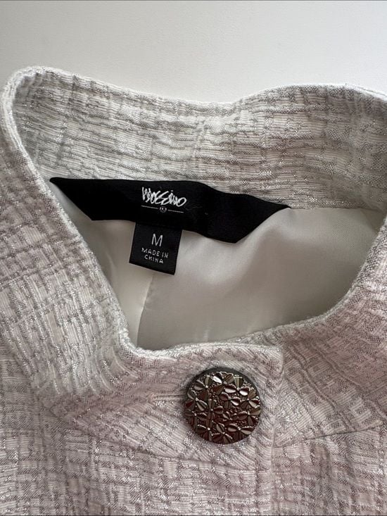 Mossimo Women’s Cream Textured Cropped Button Jacket M 10