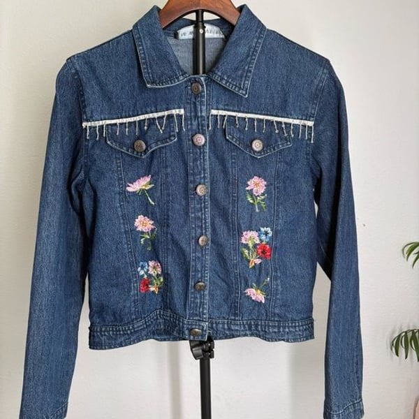 New Identity women Embroidered Dark Blue Denim Jacket with Floral Detail size S