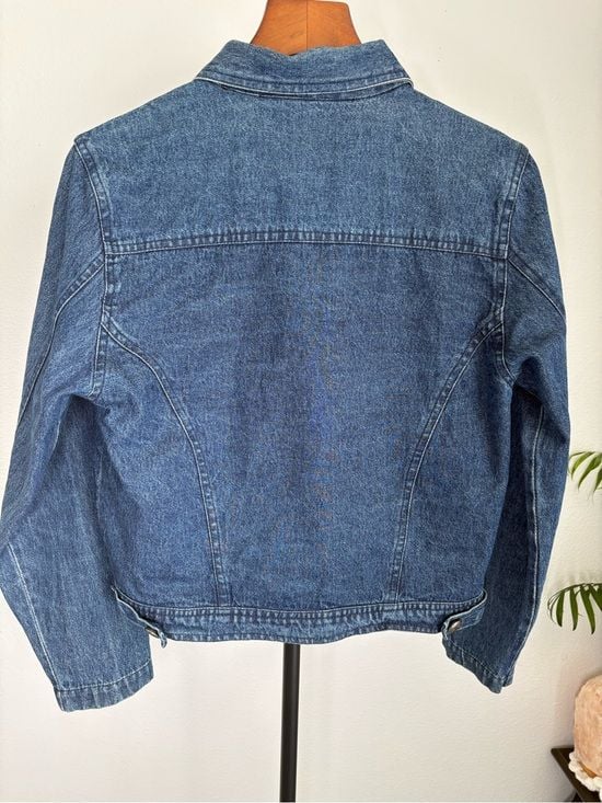 New Identity women Embroidered Dark Blue Denim Jacket with Floral Detail size S 7
