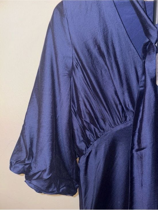 a new day women’s Navy Satin Maxi Robe with Tie Neck size L 60” long 7