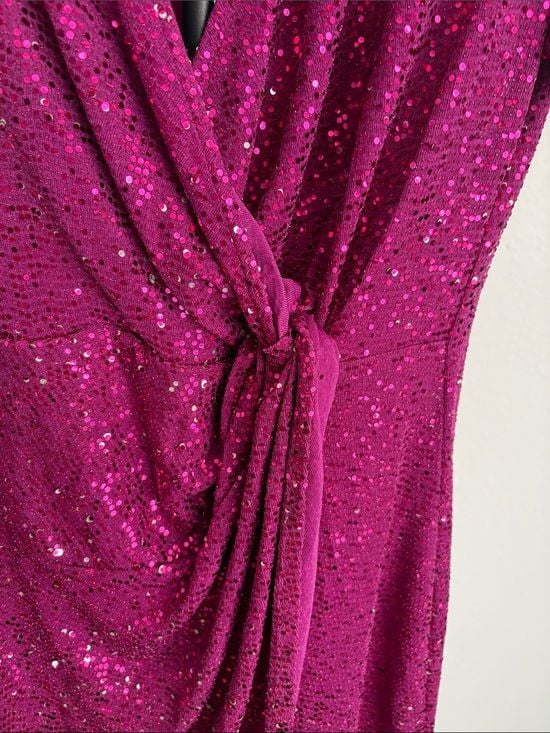 JM studio women’s Sequin Wrap-Front Magenta Party Dress 8 11