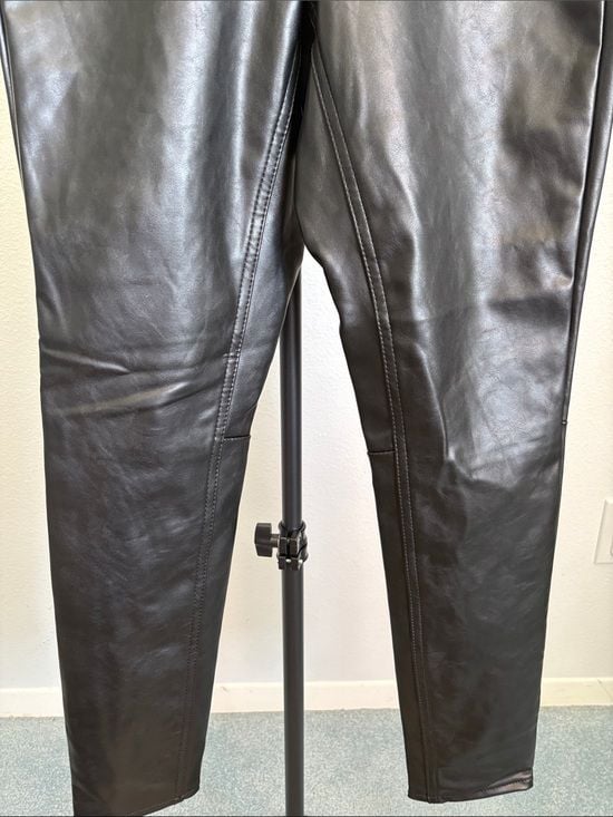Universal Thread Black Faux Leather Skinny Jeans 8R 3
