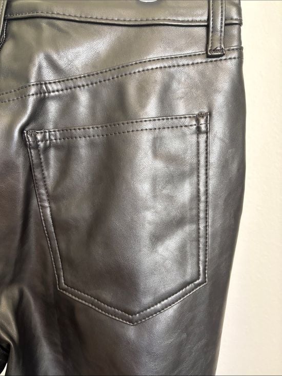Universal Thread Black Faux Leather Skinny Jeans 8R 9