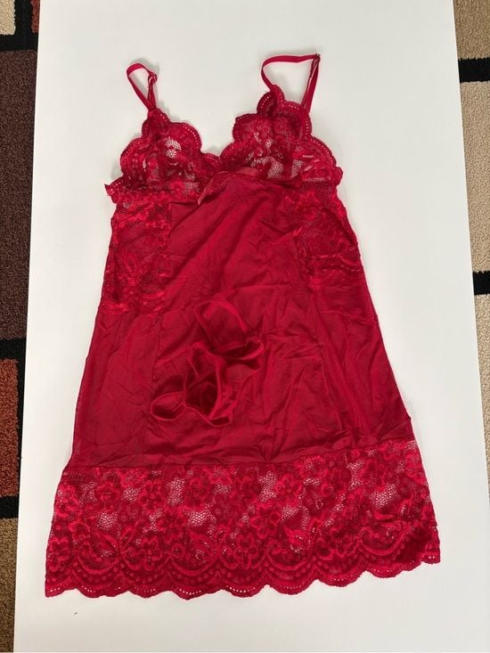 Lace-Trim Red Chemise Slip with Adjustable Straps S 2