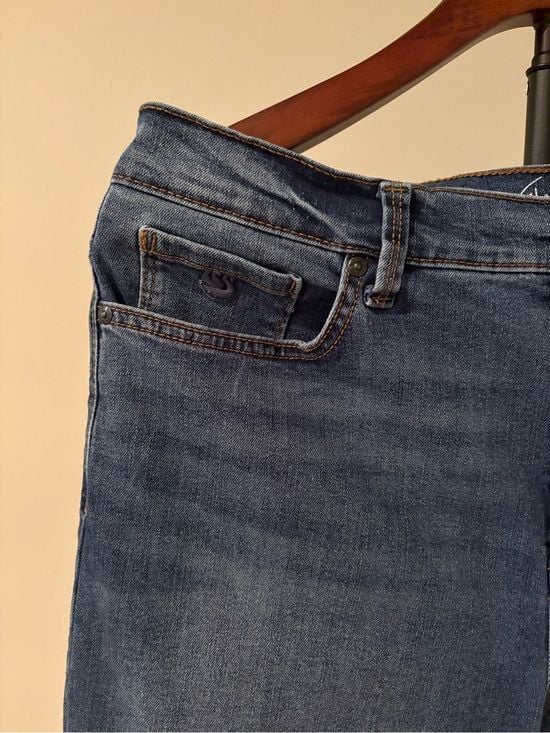 Gloria Vanderbilt Women’s Mid Blue Relaxed Jeans 12 4