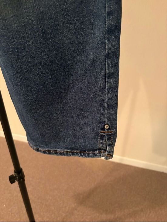 Gloria Vanderbilt Women’s Mid Blue Relaxed Jeans 12 5