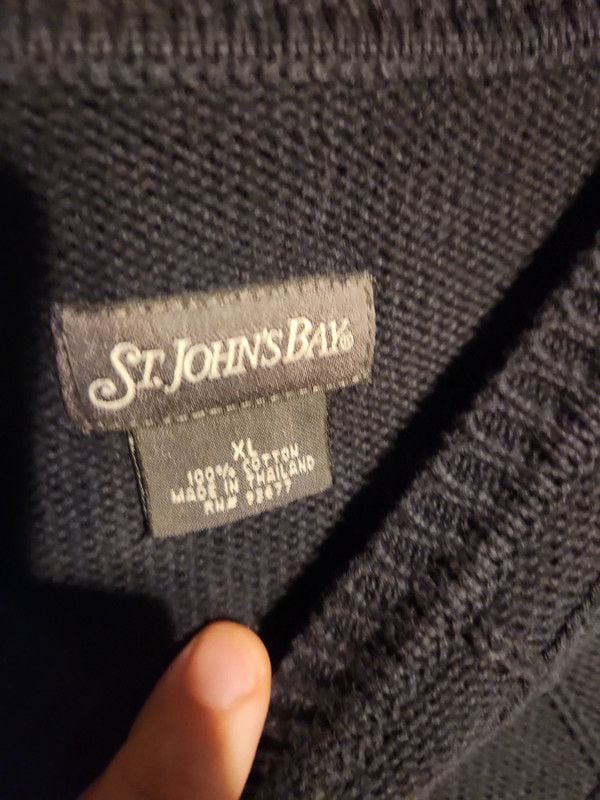 Vintage • St. John's Bay Men's XL Navy Blue Diamond Knit Cotton Sweater Vest V-Neck 4