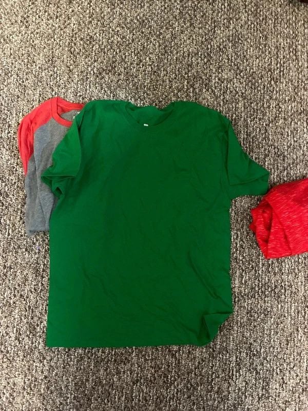 Men’s large set of 3 shirts red green gray 2 short 1 long sleeved fanatics new wo tags 4
