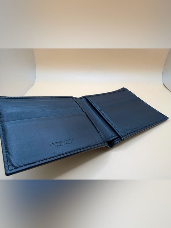Bottega Veneta Black Intrecciato Woven Leather Bifold Wallet 6