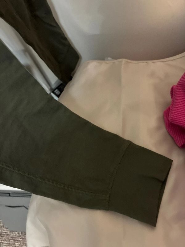Women’s wild fable nwt olive green sz medium leggings 2