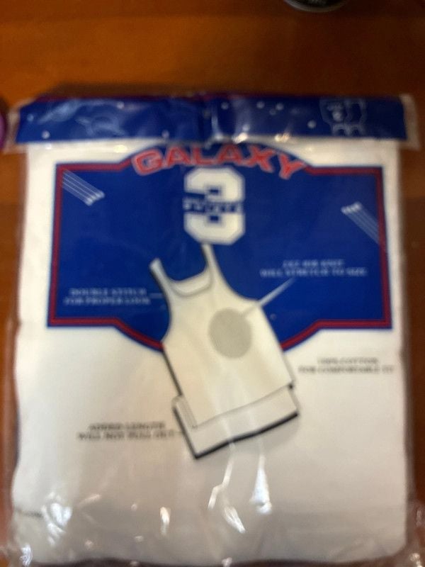 Men’s white tank top 3 pack athletic shirt new Galaxy by Harvic xxl 4