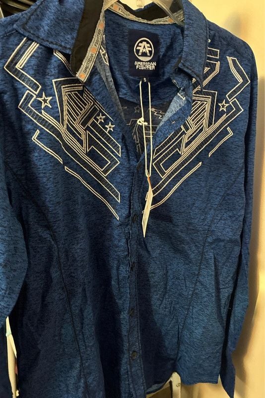 Men’s sz small nwt blue button down American Fighter dress shirt long sleeve 2