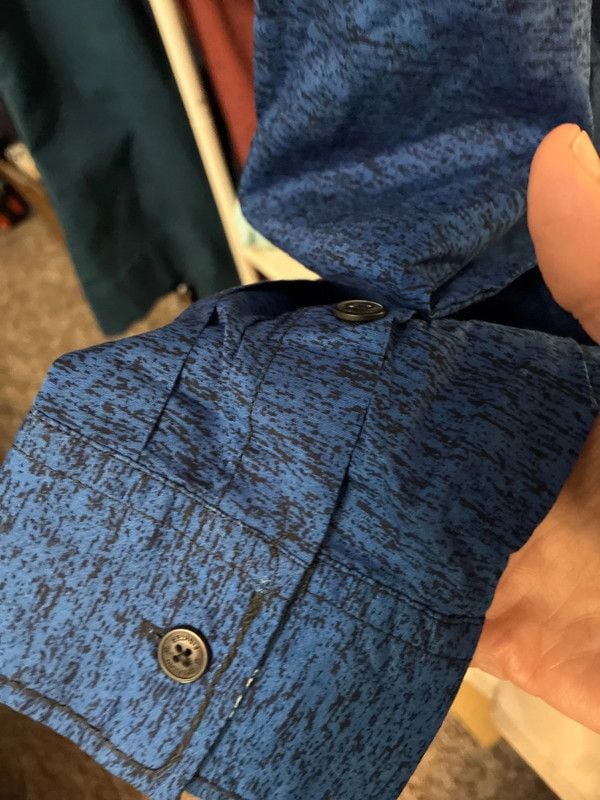 Men’s sz small nwt blue button down American Fighter dress shirt long sleeve 8