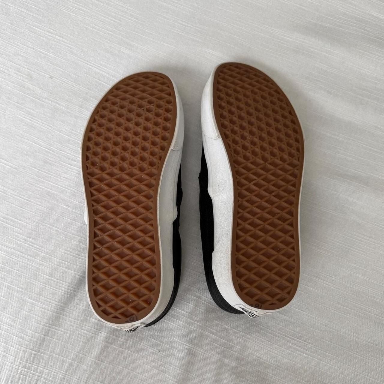 Vans Classic Slip-On Men 6.5 Black Perforated Leather 5
