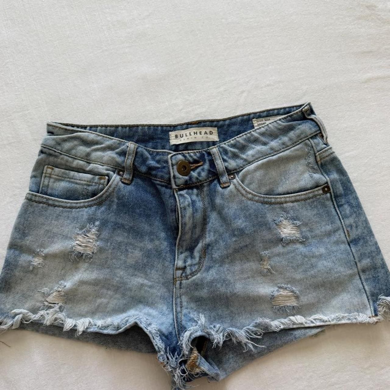 Bullhead Denim Co. High Rise Shorts Size 5 Distressed Light Wash 2