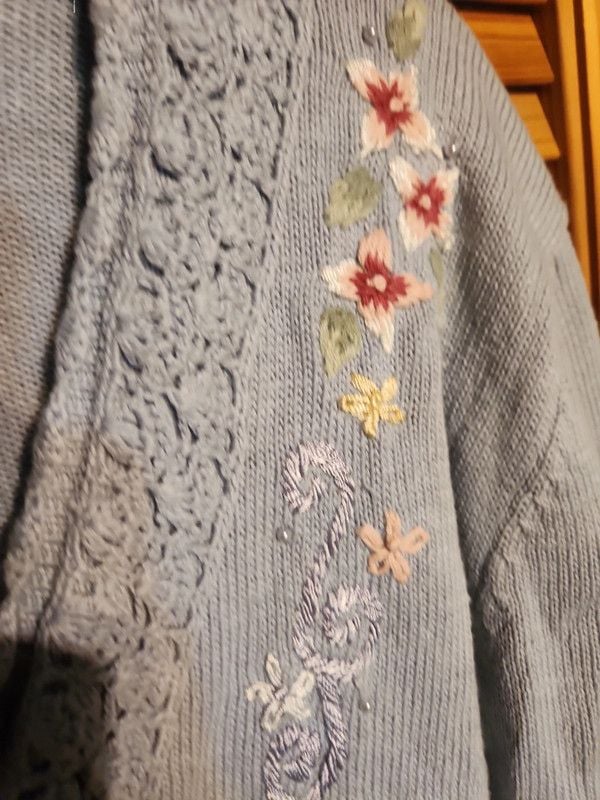 Vintage Pastel Periwinkle Floral Embroidered Cardigan Sweater (Size XL) 5