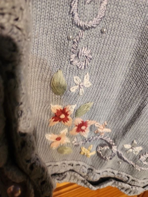 Vintage Pastel Periwinkle Floral Embroidered Cardigan Sweater (Size XL) 6