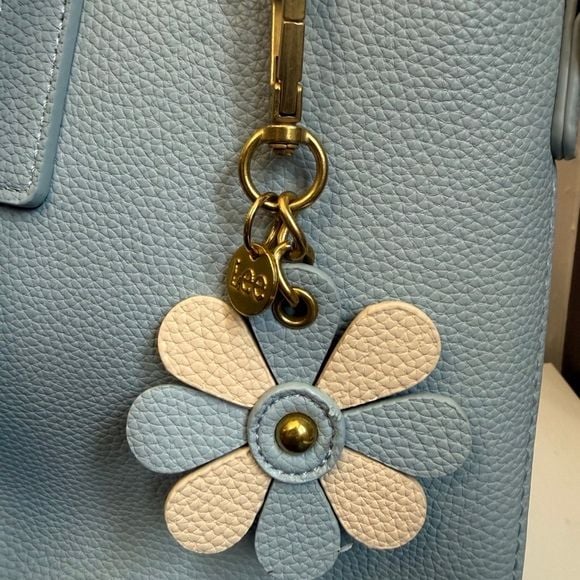 NWT Lee Montana West Pebble Vegan Leather Tote Bag Light Blue Flower Charm 7