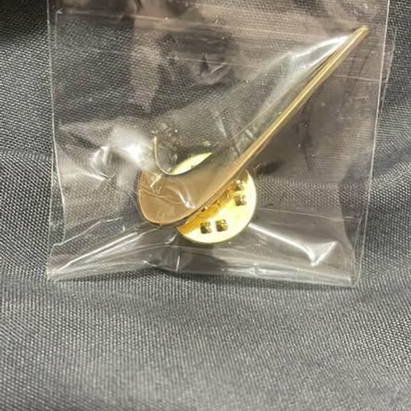 nike pin
