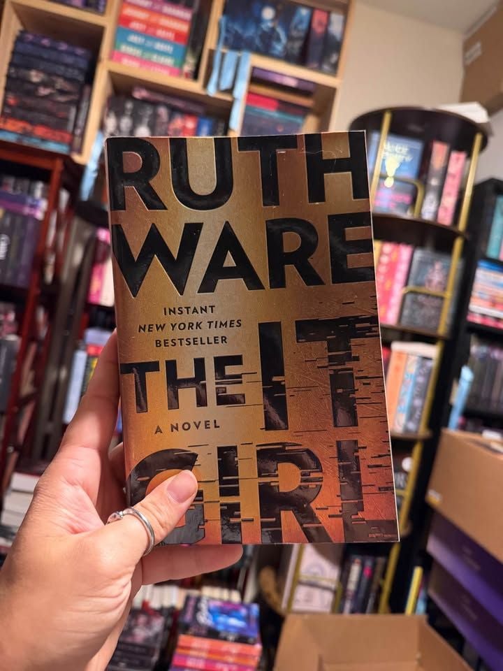 Ruth Ware The It Girl A Novel 1