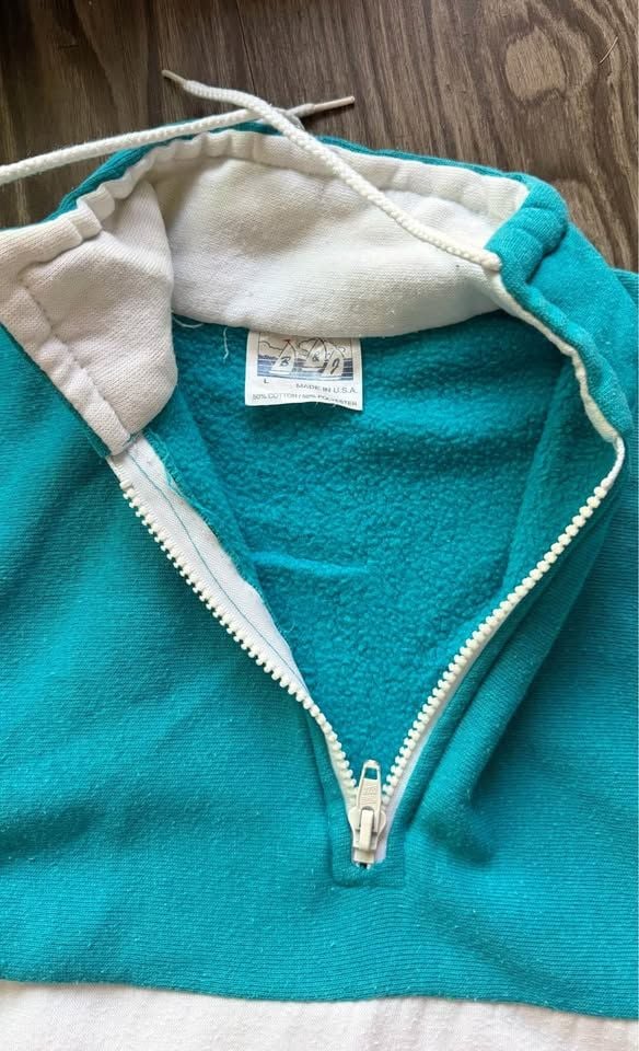 Vintage 80s California Sweatshirt 5