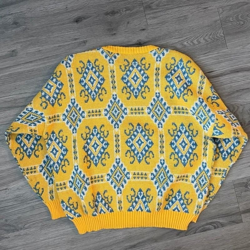 Vintage Unionbay Made in Italy Yellow and Blue Geometric Pattern Knit Sweater 6