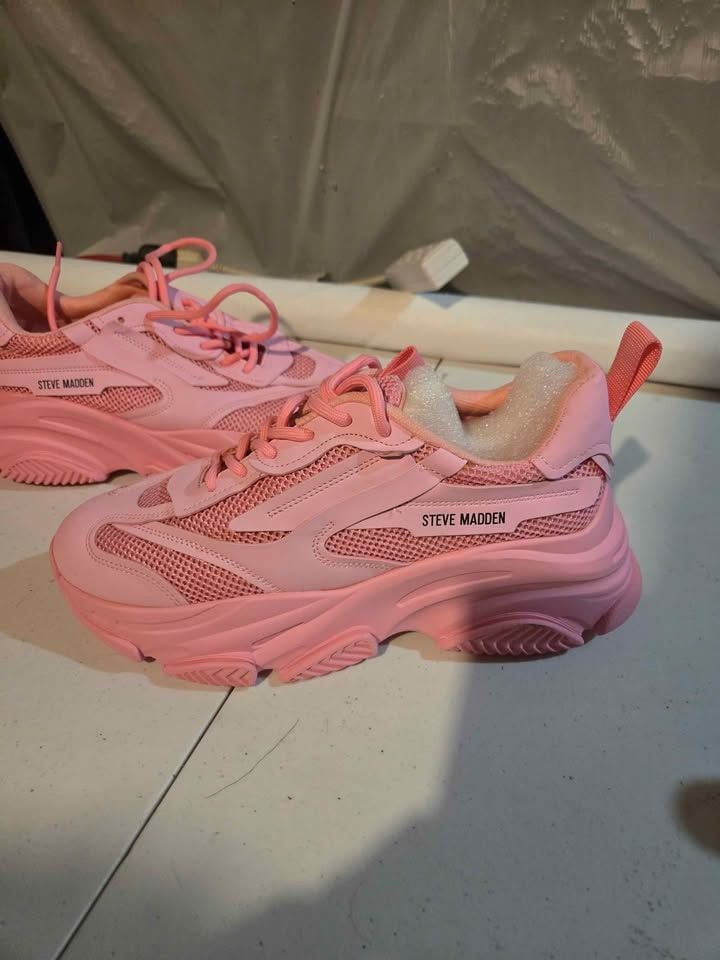 Women's Sz 9 Steve Madden pink possession platforms 7