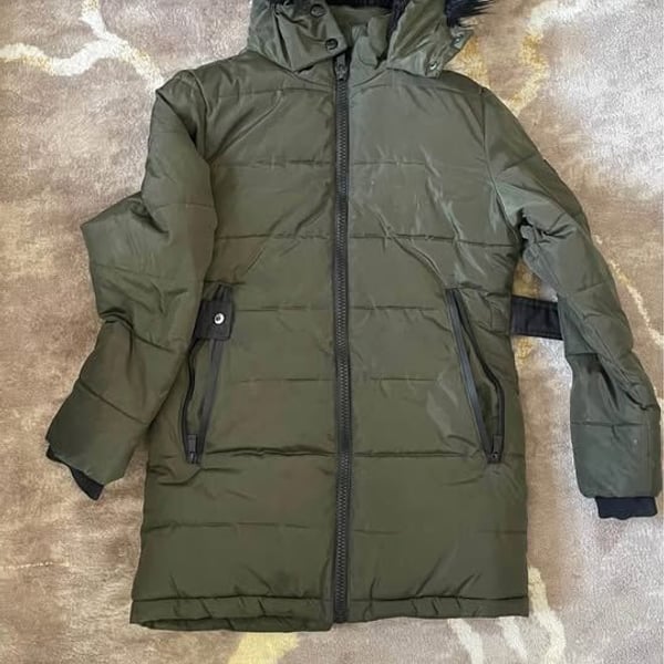 Girls heavy winter long jacket preowned good excellent condition size 10-12