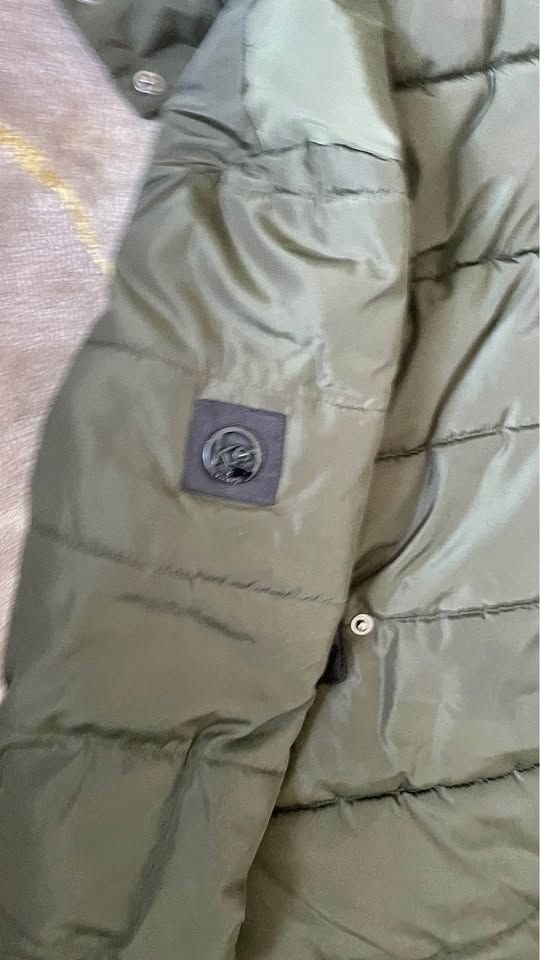 Girls heavy winter long jacket preowned good excellent condition size 10-12 11