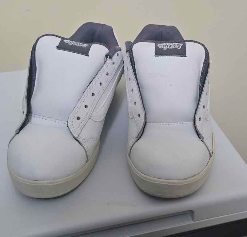 Vans ol Skool Vintage White Low Top Skate Shoes 3