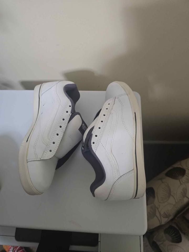 Vans ol Skool Vintage White Low Top Skate Shoes 9