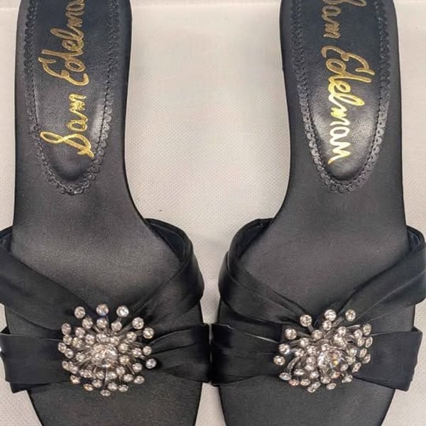 Sam Edelman Cindie Black Satin Rhinestone Brooch Kitten Heel Mules Slide Sandals. Sizes 6.5 & 7W