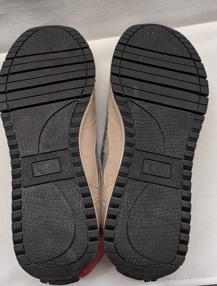 Product thumbnail 3