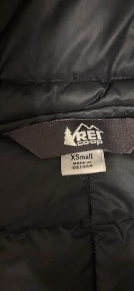 REI Puffer Jacket - Women’s XS 3