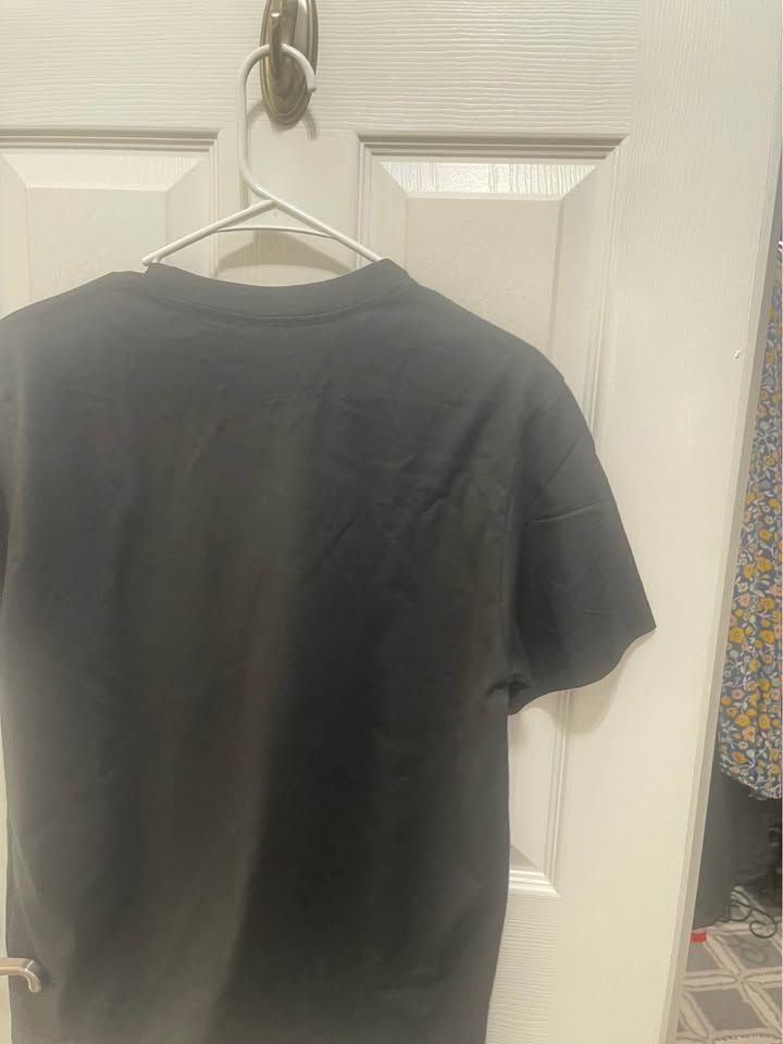 Black Football Bow Graphic T-Shirt Size Medium 8