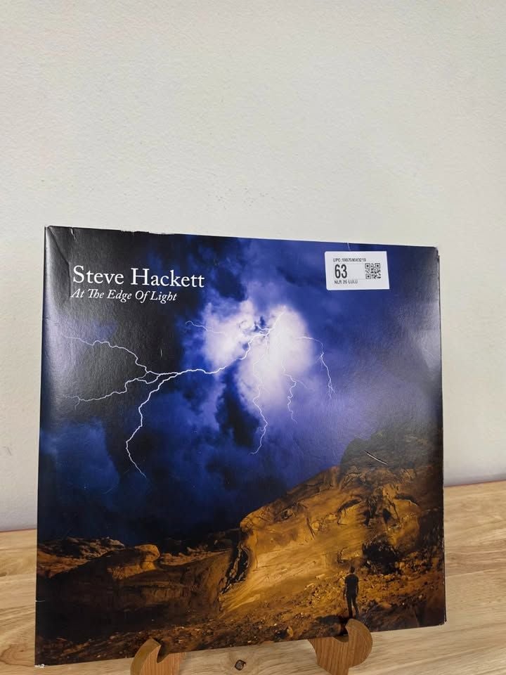 Steve Hackett – At the Edge of Light – 2LP + CD Vinyl Set 1